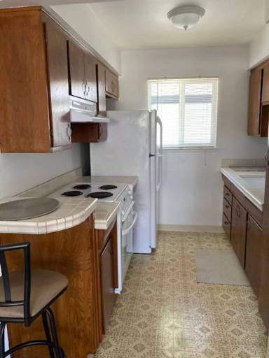 Main picture of 1371 Kingfisher Way