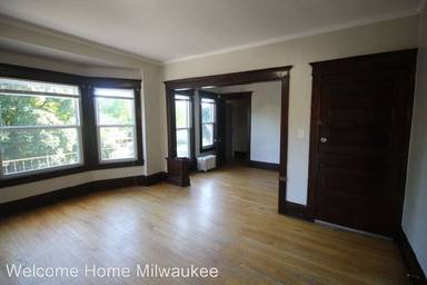 Main picture of 2849 W Juneau Ave