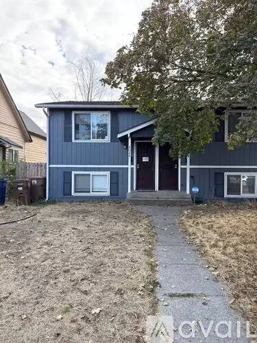 Main picture of 2024 E Pacific Ave