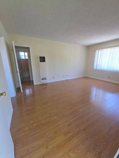Main picture of 126 E Garfield Ave
