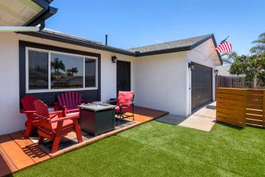 Main picture of 2922 Luana Dr