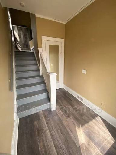 Main picture of 1179 Genesee St