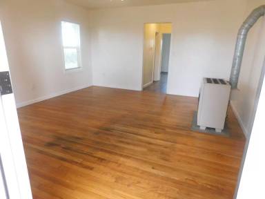 Main picture of 1510 L Rd