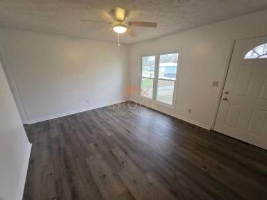 Main picture of 4542 Chisholm Trl
