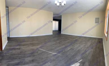 Main picture of 1214 S Duncan Rd