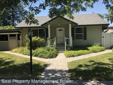 Main picture of 1219 S Longmont Ave