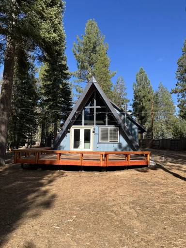 Main picture of 1079 Modoc Way