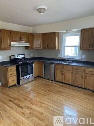 Main picture of 112 Fremont Ave