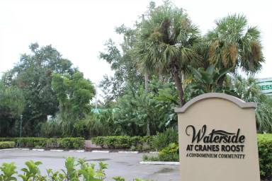 Main picture of 122 Water Front Way