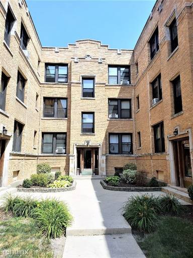 Main picture of 2615 N Spaulding Ave