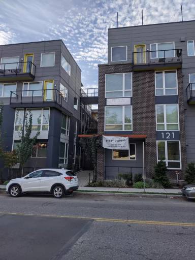 Main picture of Edison Condominiums