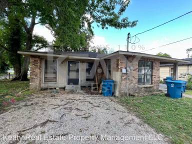 Main picture of 334 Carver St