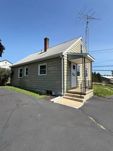 Main picture of 1294 Edenville Rd