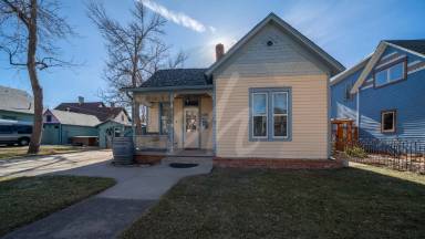 Main picture of 1111 W Pikes Peak Ave