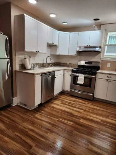 Main picture of 18 Kenilworth St