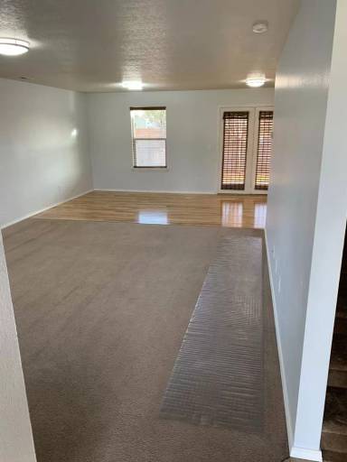 Main picture of 139 E Willow Creek Dr