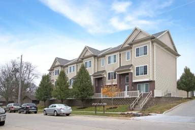 Main picture of 754 Westgate St