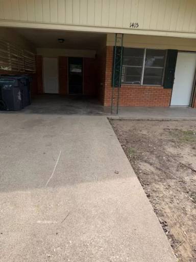 Main picture of 1415 Mockingbird Ln
