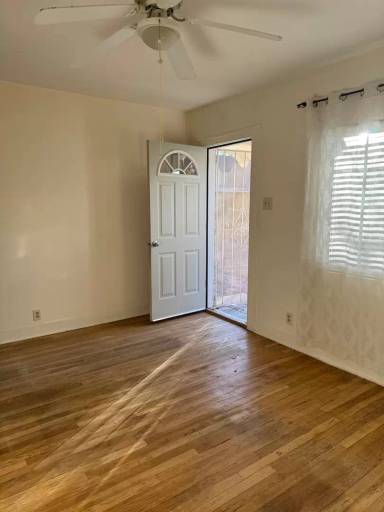 Main picture of 422 Vassar Dr SE