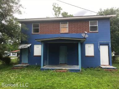 Main picture of 1781 W 3rd St