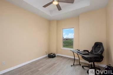 Main picture of 124 Justice Cir