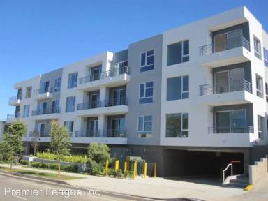 Main picture of 7857 W Manchester Ave