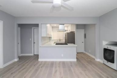 Main picture of 1315 Park Ave