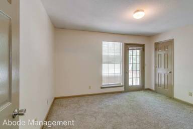 Main picture of 1643 Baltimore Dr