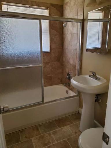 Main picture of 15204 Bellaire Ave