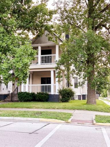 Main picture of 920 S 7th St
