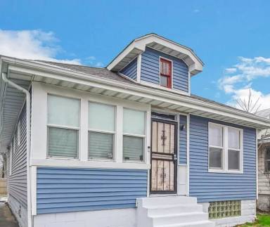Main picture of 1240 Roosevelt Pl