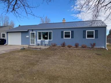 Main picture of 834 E Tallent St