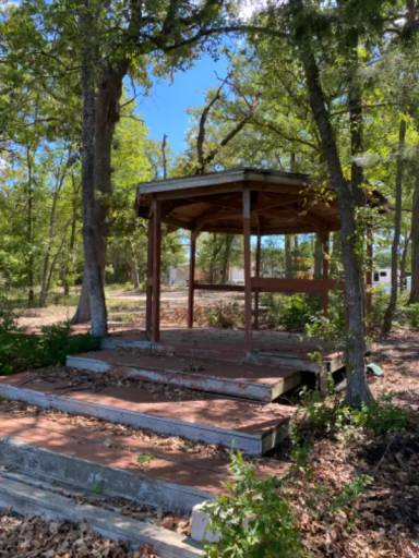 Main picture of 300 W Rabbit Cove Rd