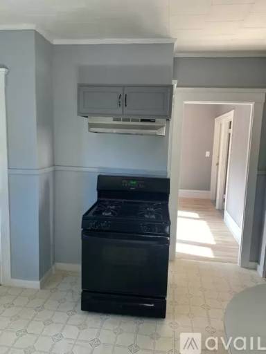 Main picture of 128 Purchase St