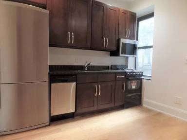 Main picture of 556 W 126th St