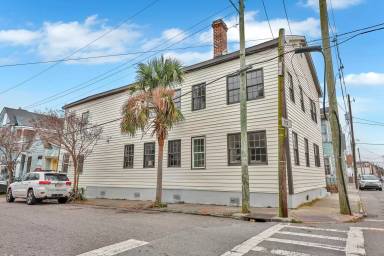 Main picture of 90 Hanover St