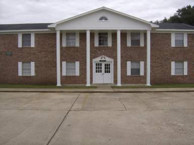 Main picture of White Column Apartments