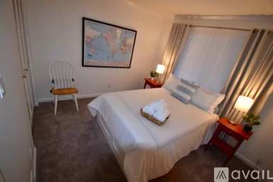 Main picture of 5578 Spinnaker Dr