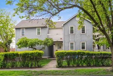Main picture of 1231 Indianola Ave