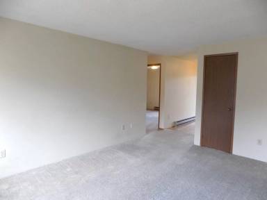 Main picture of 410 NE Izett St
