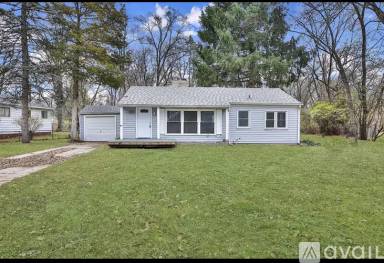 Main picture of 21040 Delaware St