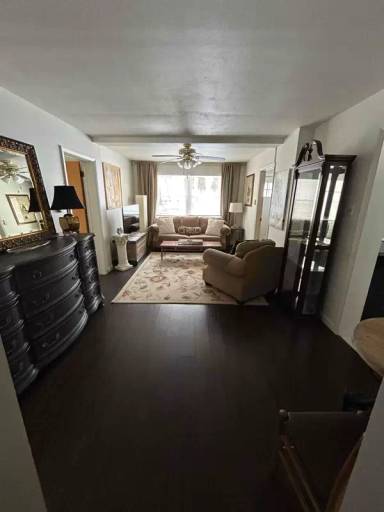Main picture of 45 East St