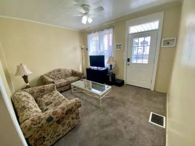 Main picture of 315 N Pine St