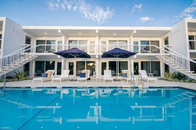 Main picture of 4433 El Mar Dr