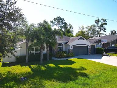 Main picture of 24 E Diamond Dr
