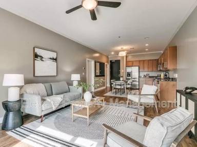Main picture of 444 N Central Ave