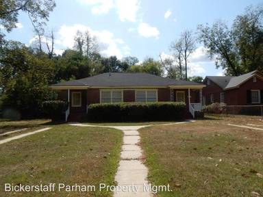 Main picture of 2202 8th St