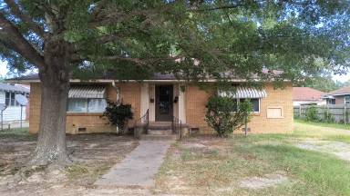 Main picture of 2507 S Linden St