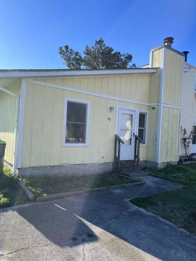 Main picture of 97 Balsam Rd