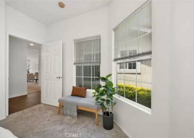 Main picture of 28930 Paseo Caravella